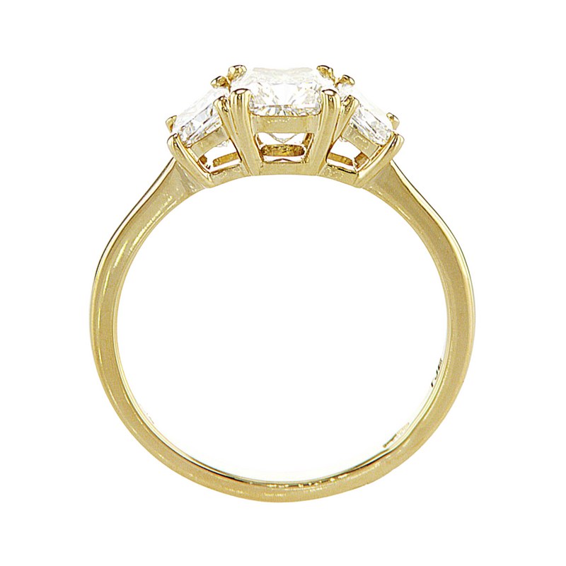 Cushion tre-stens ring