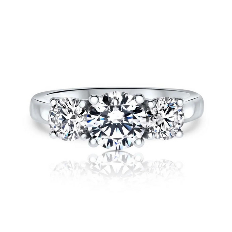 Noble tre-stens ring