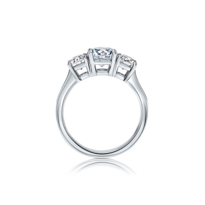 Noble tre-stens ring